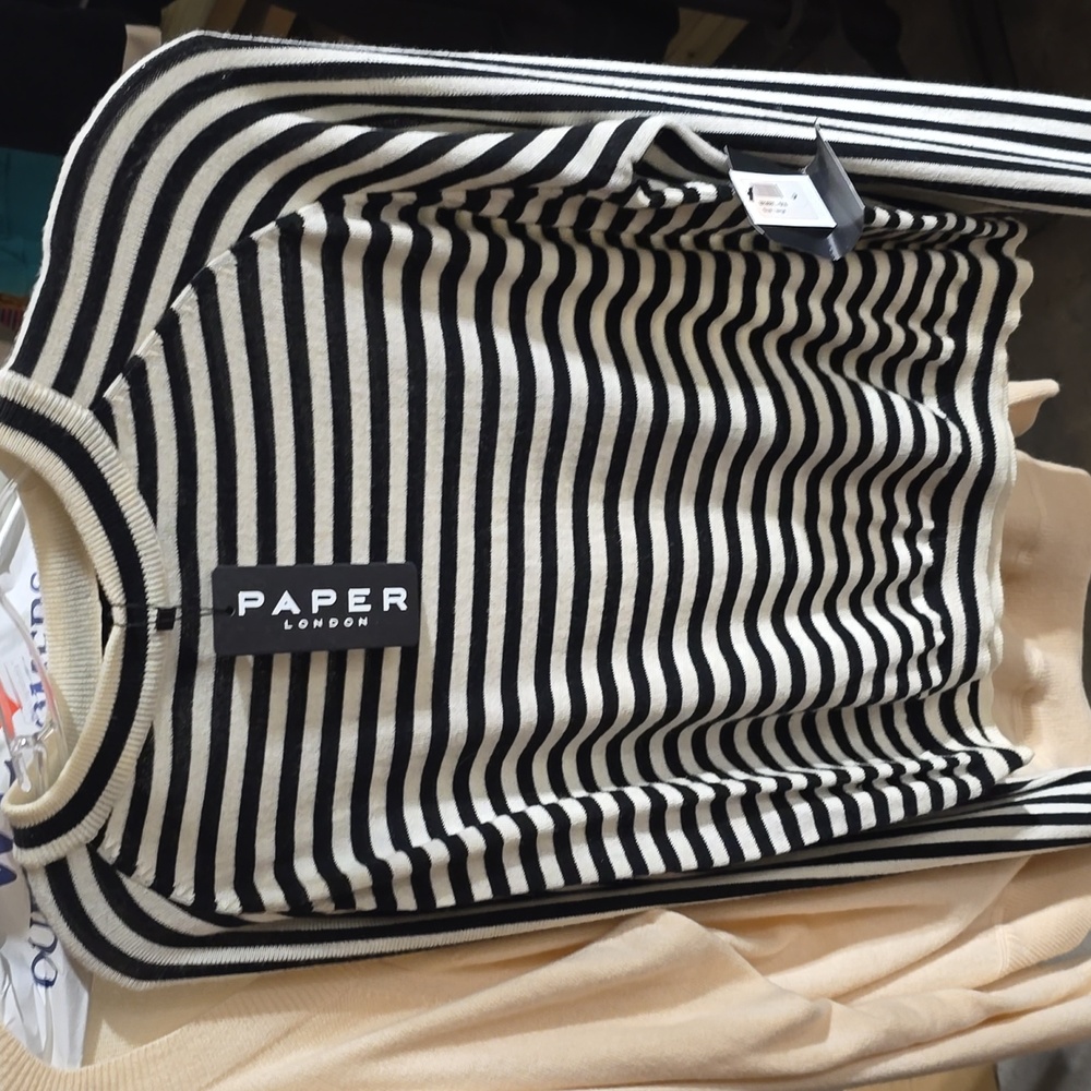PAPER LONDON TOP